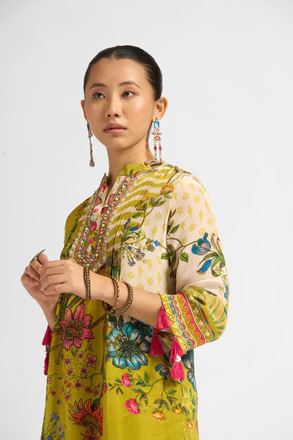 Tahaana Kurta Set