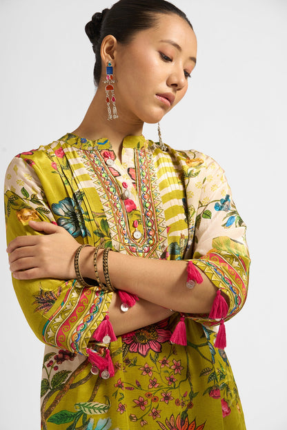 Tahaana Kurta Set