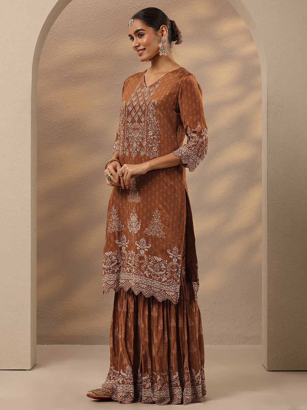 Dhiyona LL Women Ethnic Motifs Embroidered Regular Thread Work Silk Crepe Kurta with Sharara & With Dupatta