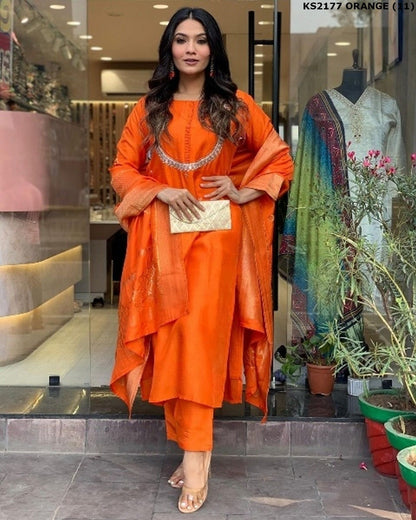 Dhiyona KL Women Regular Kurta with Palazzos & With Dupatta