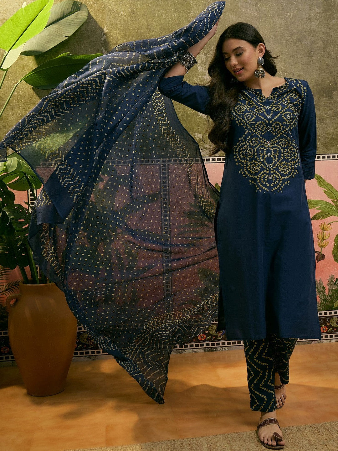 Printed Pure Cotton Round Neck Kurta & Trousers With Dupatta