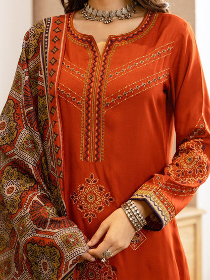 Karen cadmium embroidery cotton suit set