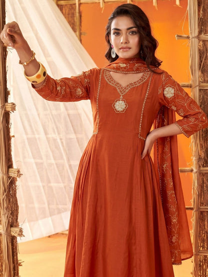 Women Floral Embroidered Pleated Kurta with Trousers & Dupatta