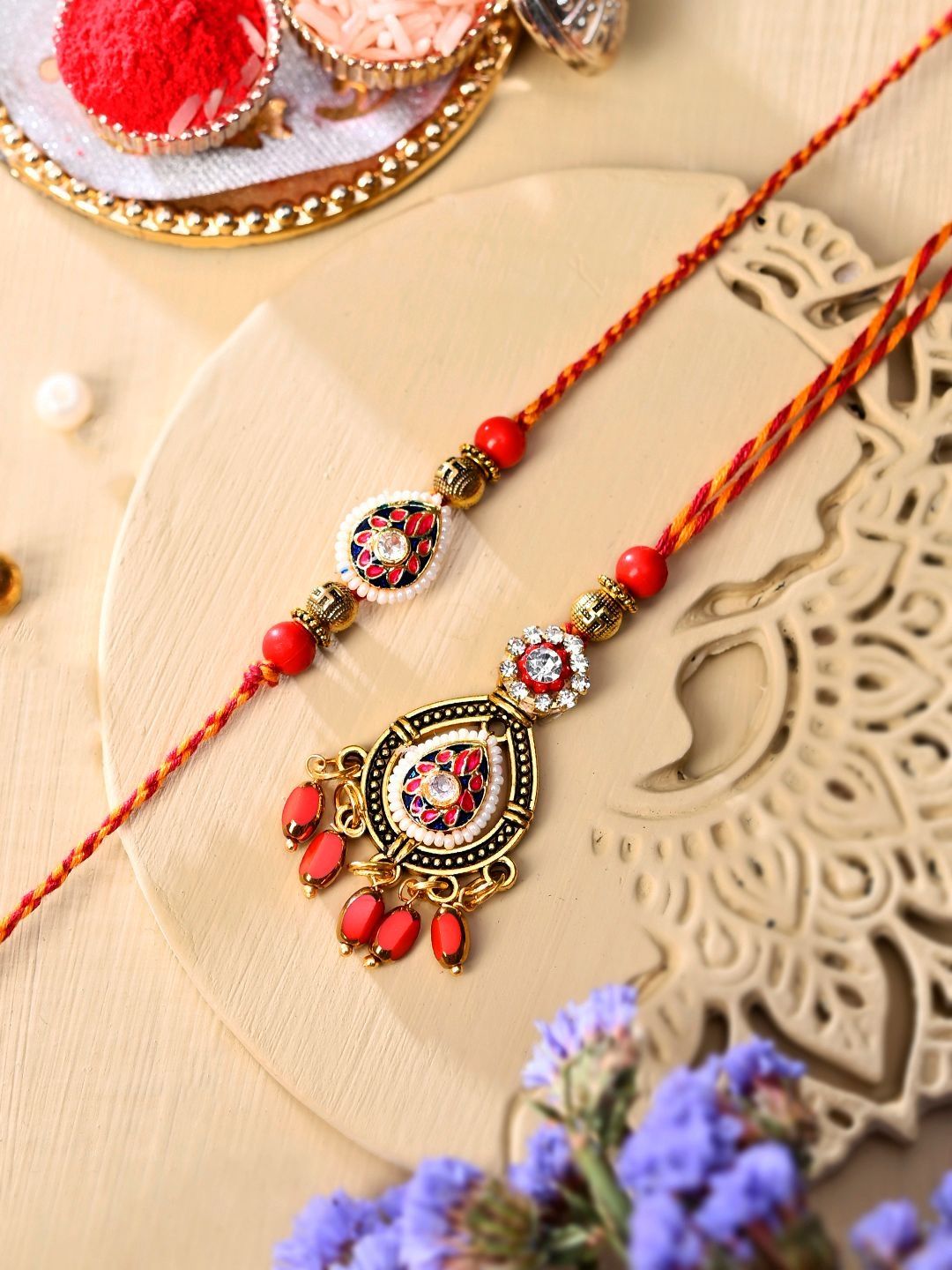 Dhiyona Rakhi