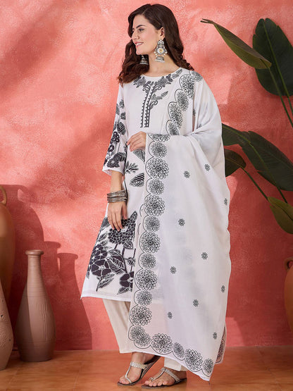 Women Floral Printed Kurta with Trousers & Dupatta