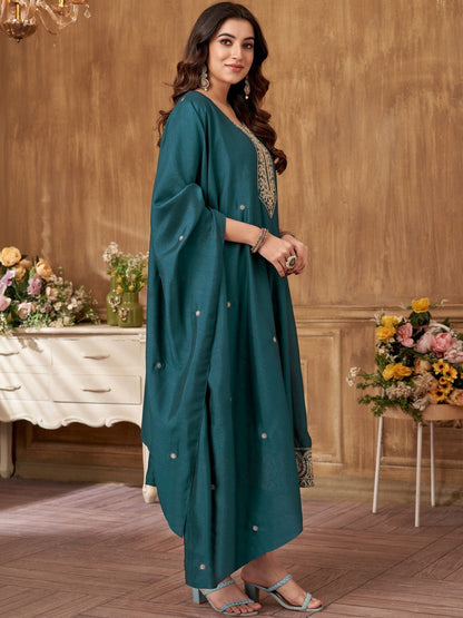 Embroidered RoundMaroon-Neck Kurta Trousers & Dupatta