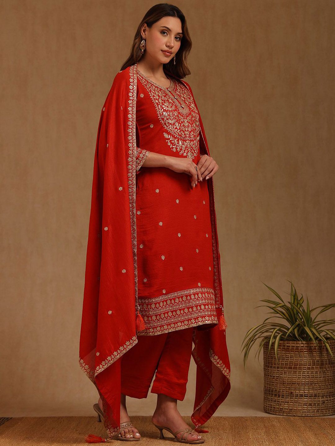 Dhiyona SO Women's Women Ethnic Motifs Embroidered Beads and Stones Kurta & Trousers With Dupatta