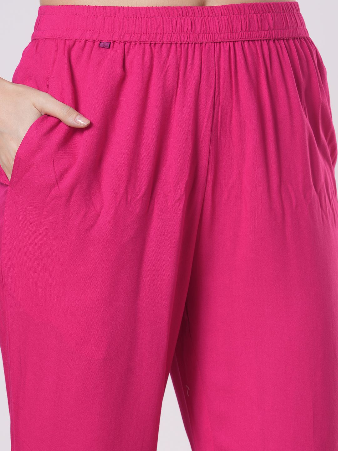 Dhiyona KL Gotta Patti Sweetheart Neck Anarkali Kurta With Trousers And Dupatta