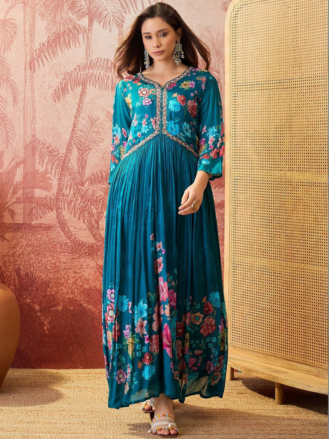 Printed Round Neck Kurta & Trousers Kurta Sets