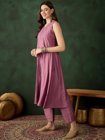 Women Striped Solid Kurta with Trousers