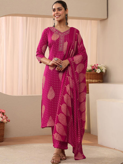 Women Floral Printed Regular Kurta with Trousers & With Dupatta