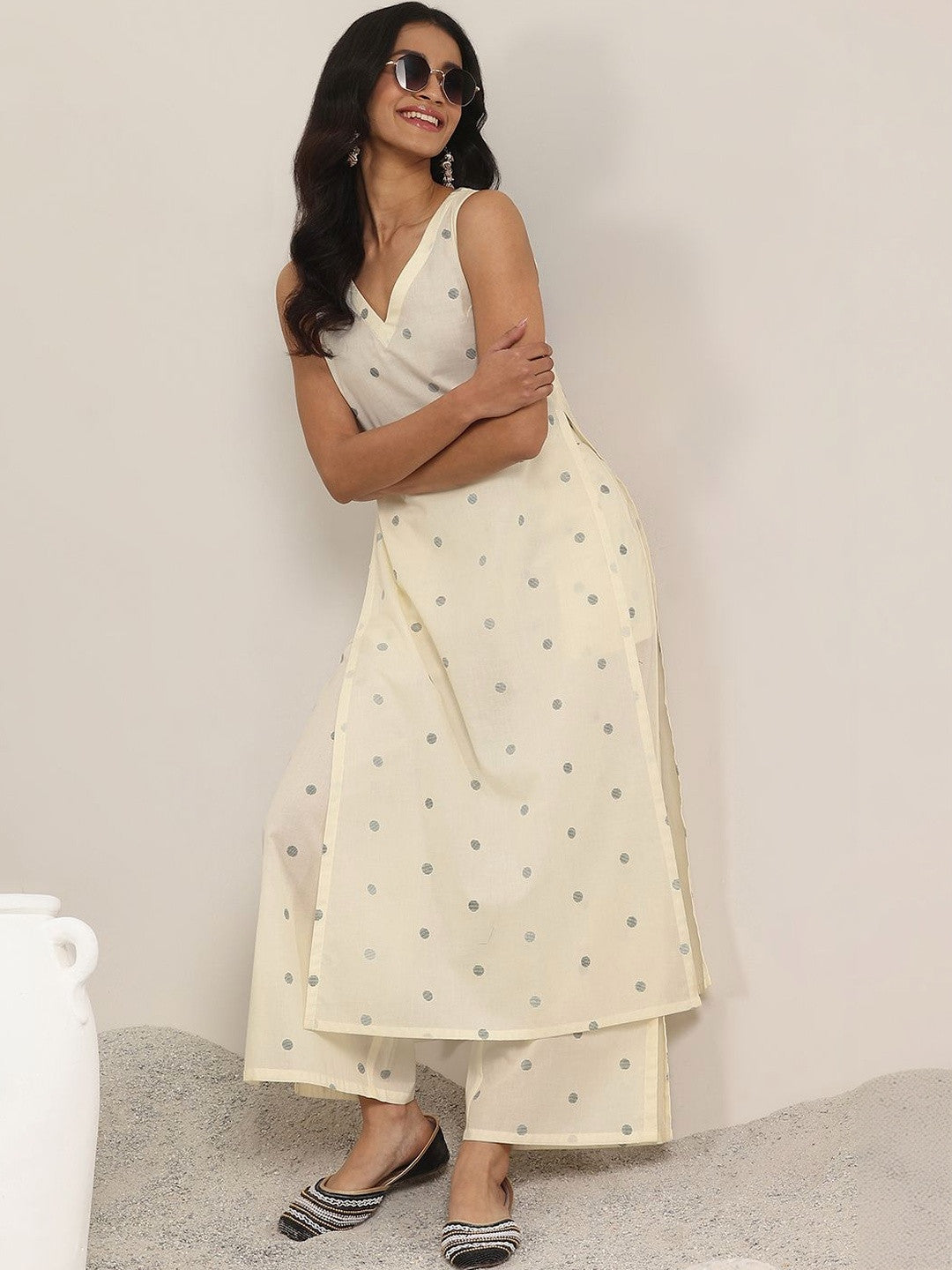 Women Printed Regular Kurta with Palazzos
