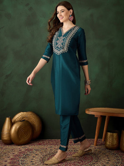 Women Embroidered Straight Kurta With Trousers