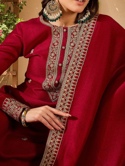 Dhiyona KL Floral Embroidered Round Neck Straight Kurta With Palazzos & Dupatta