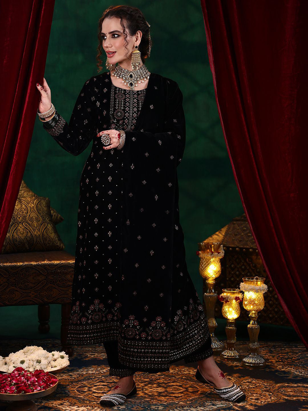 Women Floral Embroidered Kurta with Salwar & Dupatta