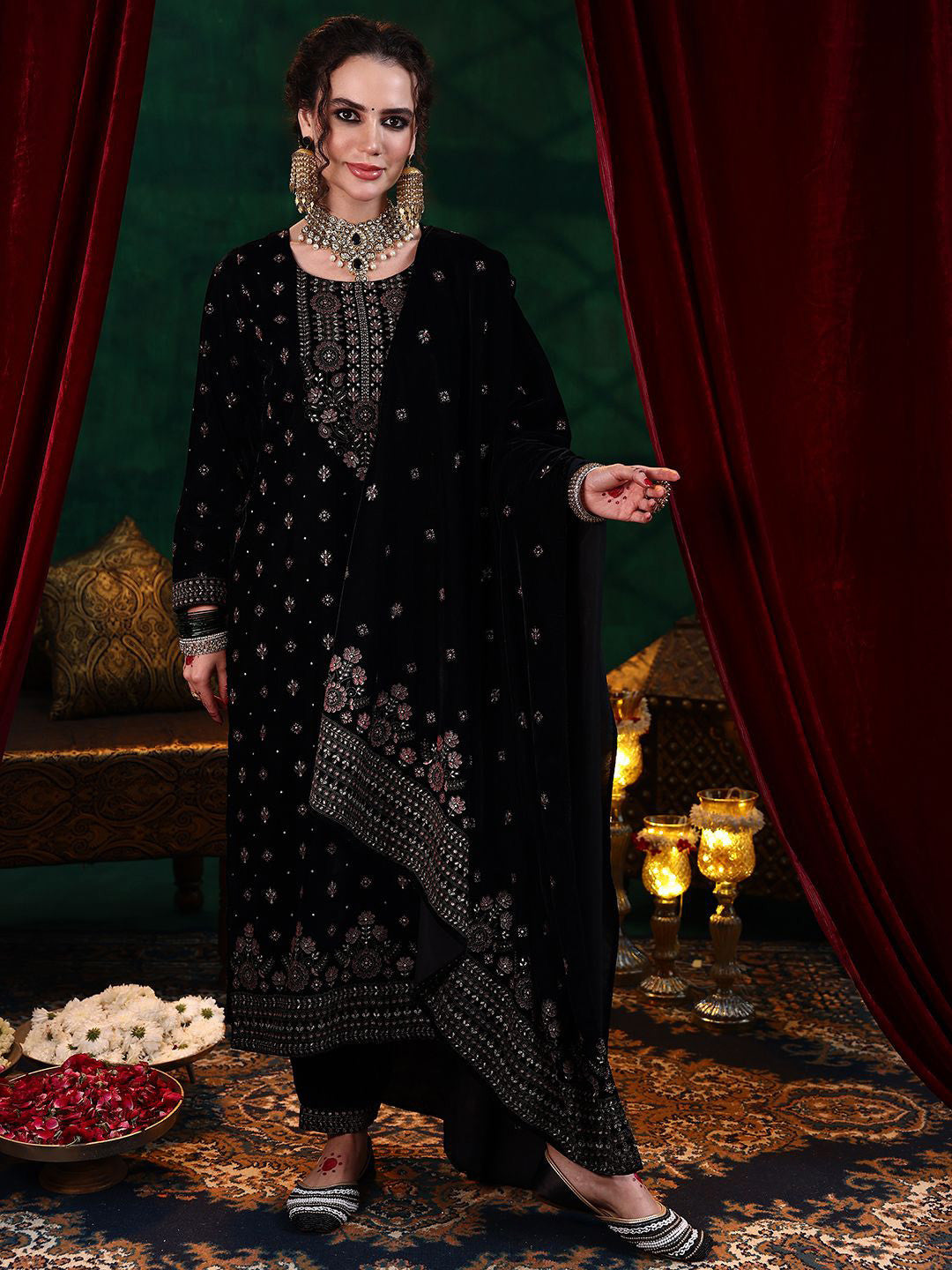 Women Floral Embroidered Kurta with Salwar & Dupatta