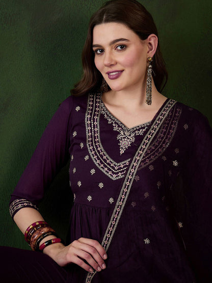 Embroidered Georgette Sweetheart Neck Anarkali Kurta With Trousers & Dupatta
