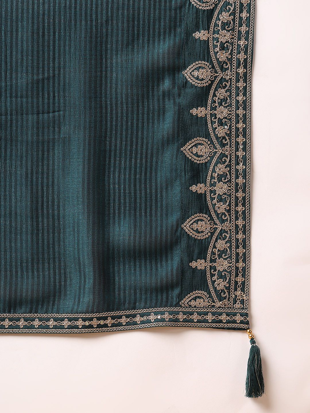 Dhiyona KL Women Embroidered Regular Kurta with Palazzos & With Dupatta