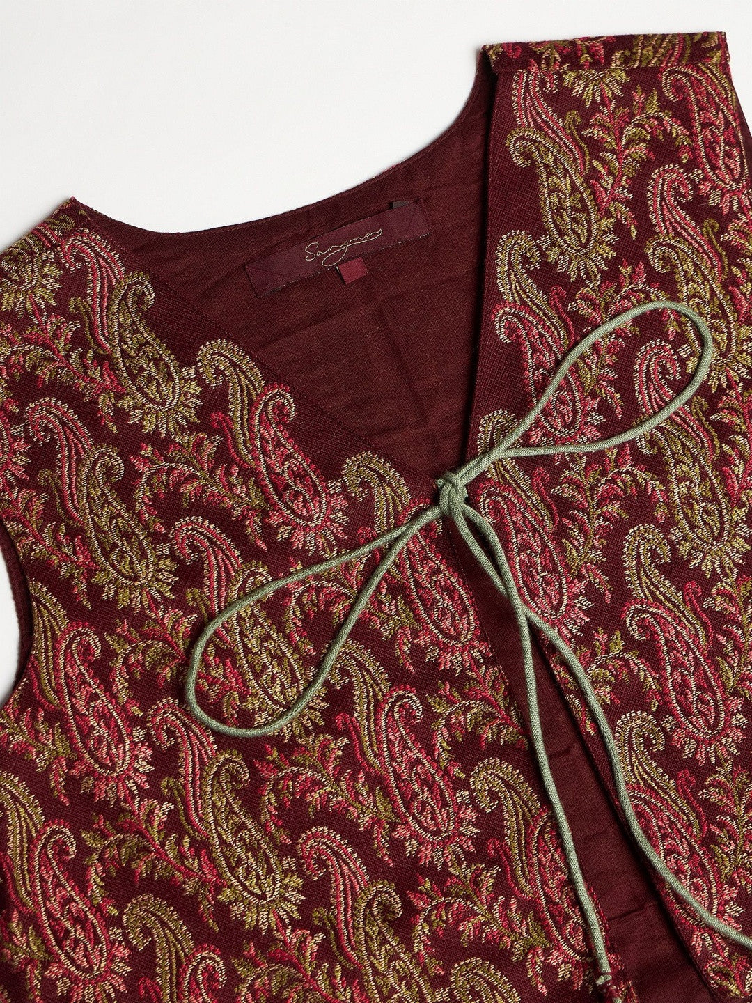 Winter Ethnic Fusion three-Piece kurta Set with Tassel-Tie Jacquard Jacket