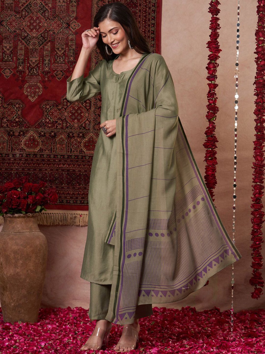 Dhiyona KL Women Regular Kurta with Palazzos & With Dupatta