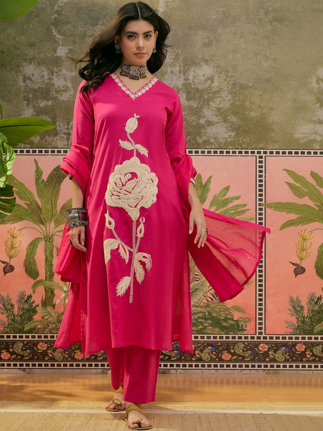 Printed V-Neck Kurta Trousers & Dupatta