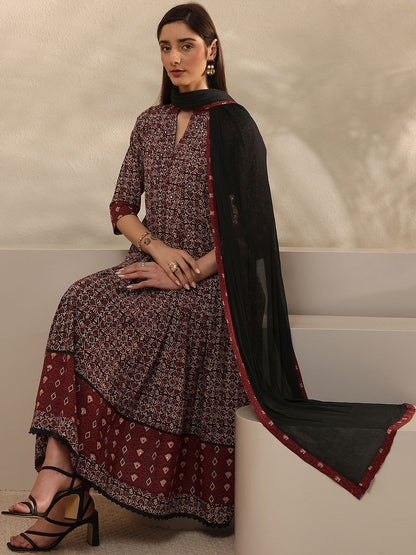 Women Ethnic Motifs Printed Regular Kurta with Trousers & With Dupatta