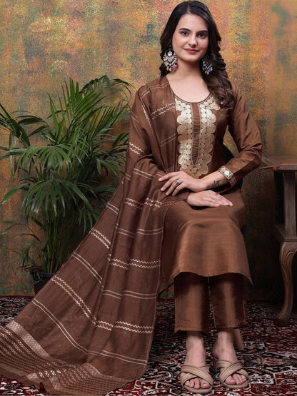 Women Ethnic Motifs Embroidered Regular Kurta with Trousers & With Dupatta