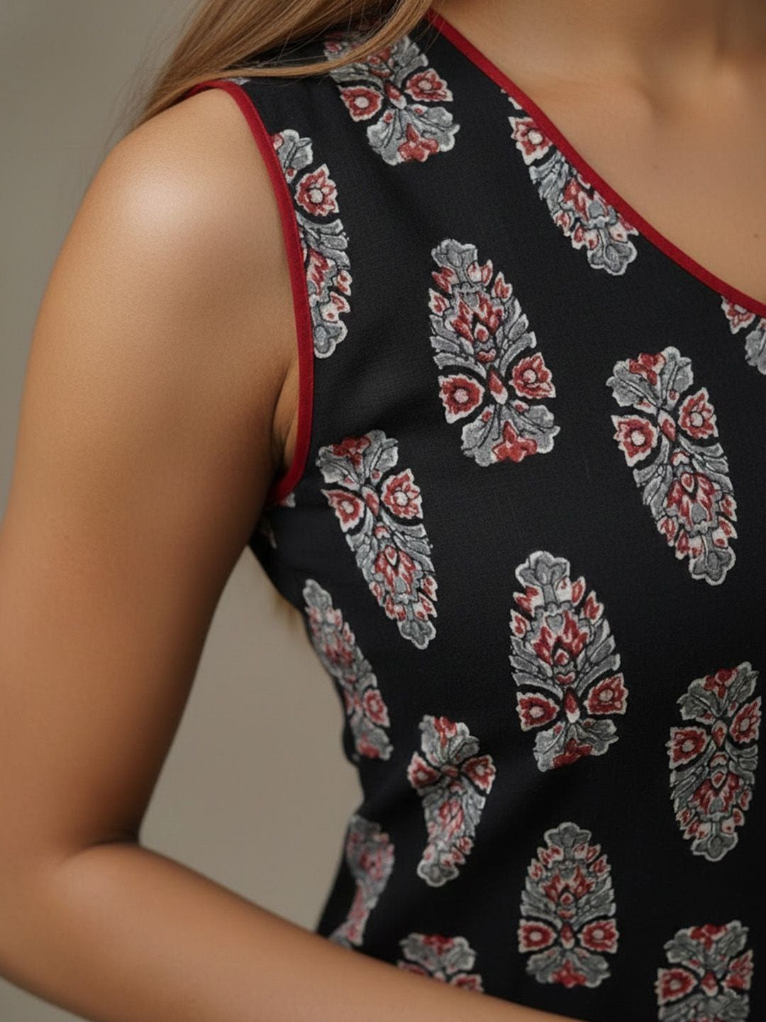 Printed Pure Cotton Round Neck Straight Kurta & Trousers With Dupatta