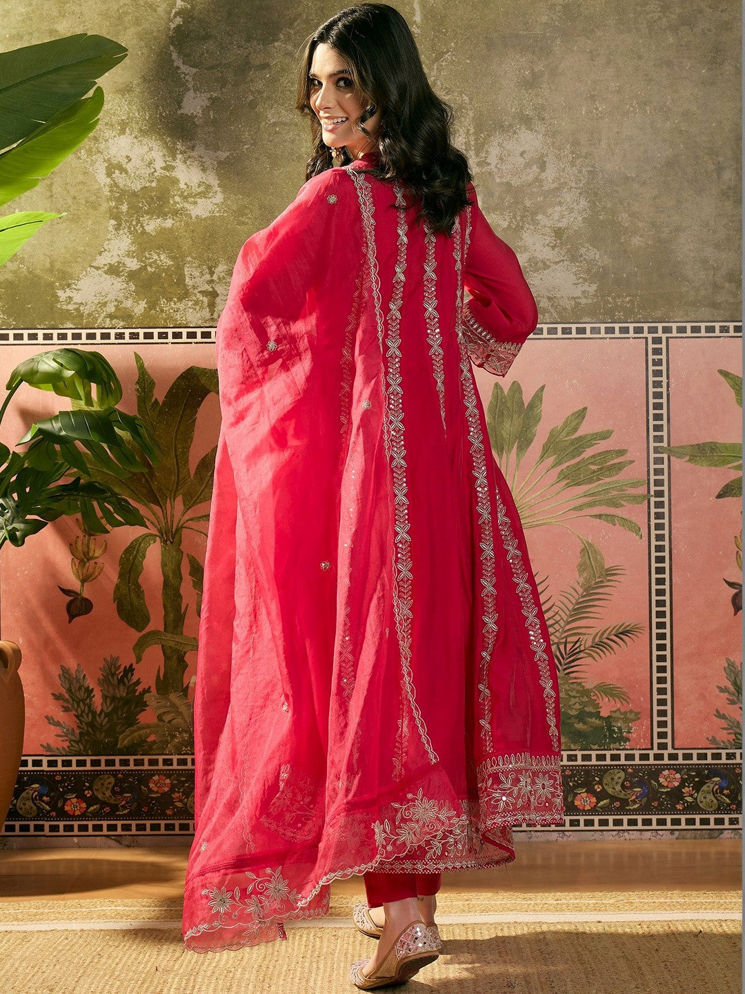 Embroidered Round-Neck Kurta Trousers & Dupatta