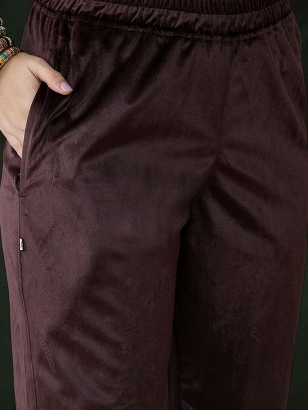 Embroidered Round Neck Kurta Trousers & Dupatta