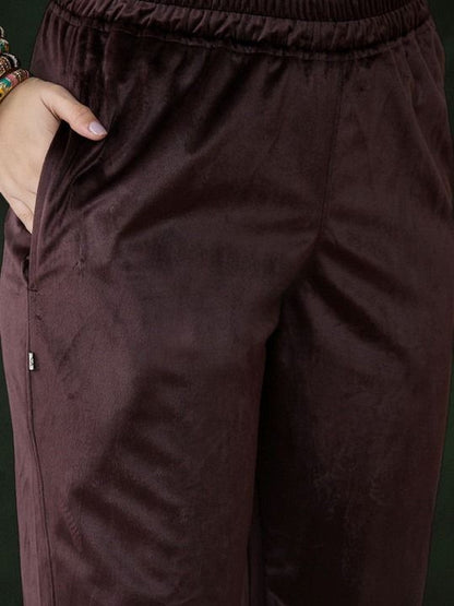 Embroidered Round Neck Kurta Trousers & Dupatta