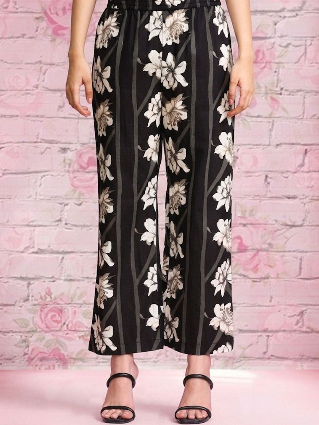 Printed Pure Cotton Round Neck Kurta & Trousers