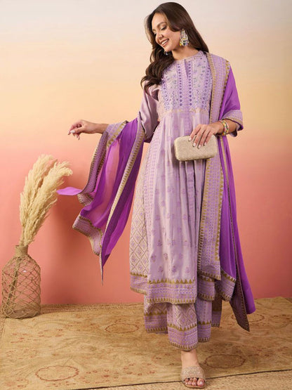 Dhiyona SN Women Embroidered Anarkali Kurta Set With Dupatta