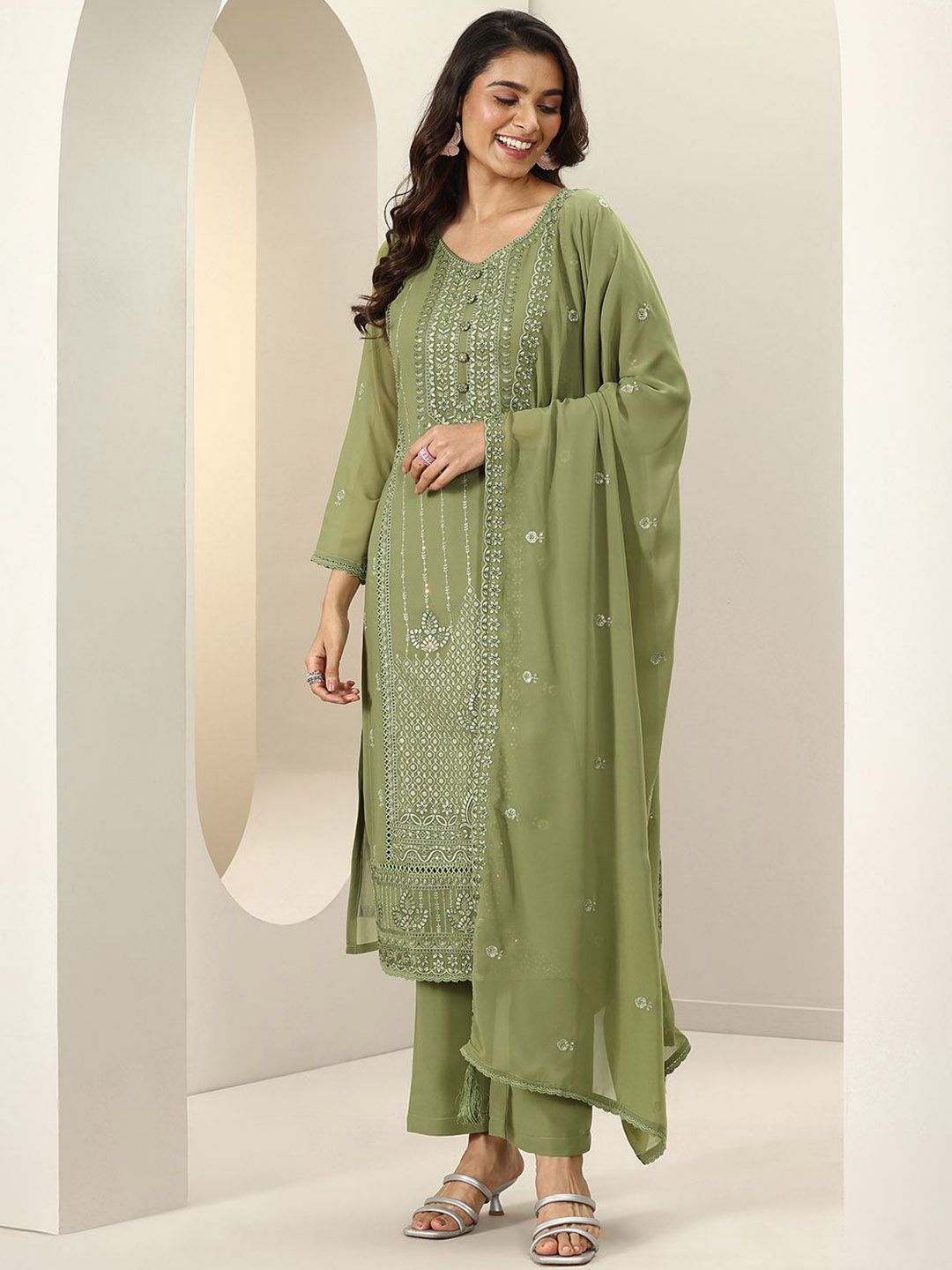 Dhiyona LL Women Floral Embroidered Panelled Sequinned Kurta with Palazzos & Dupatta