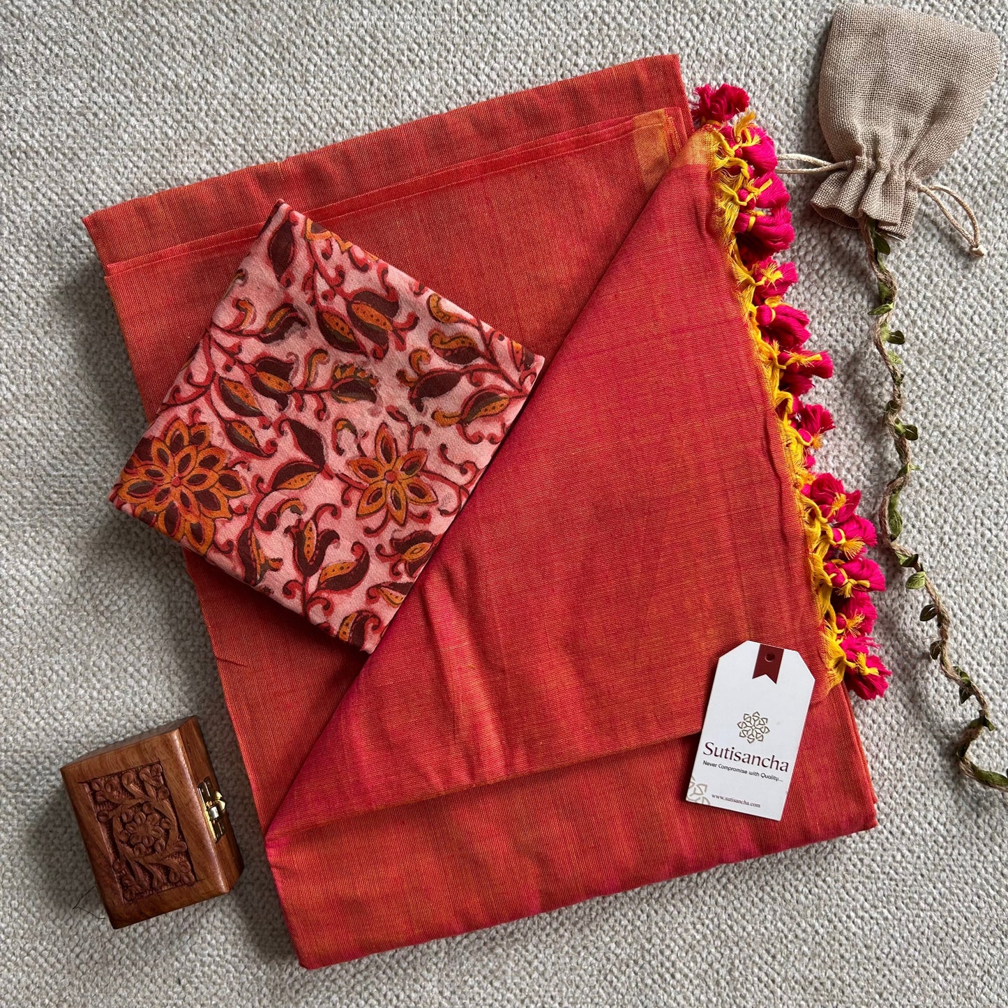 Dhiyona SS Sutisancha Peach Handloom Cotton Saree With Blouse