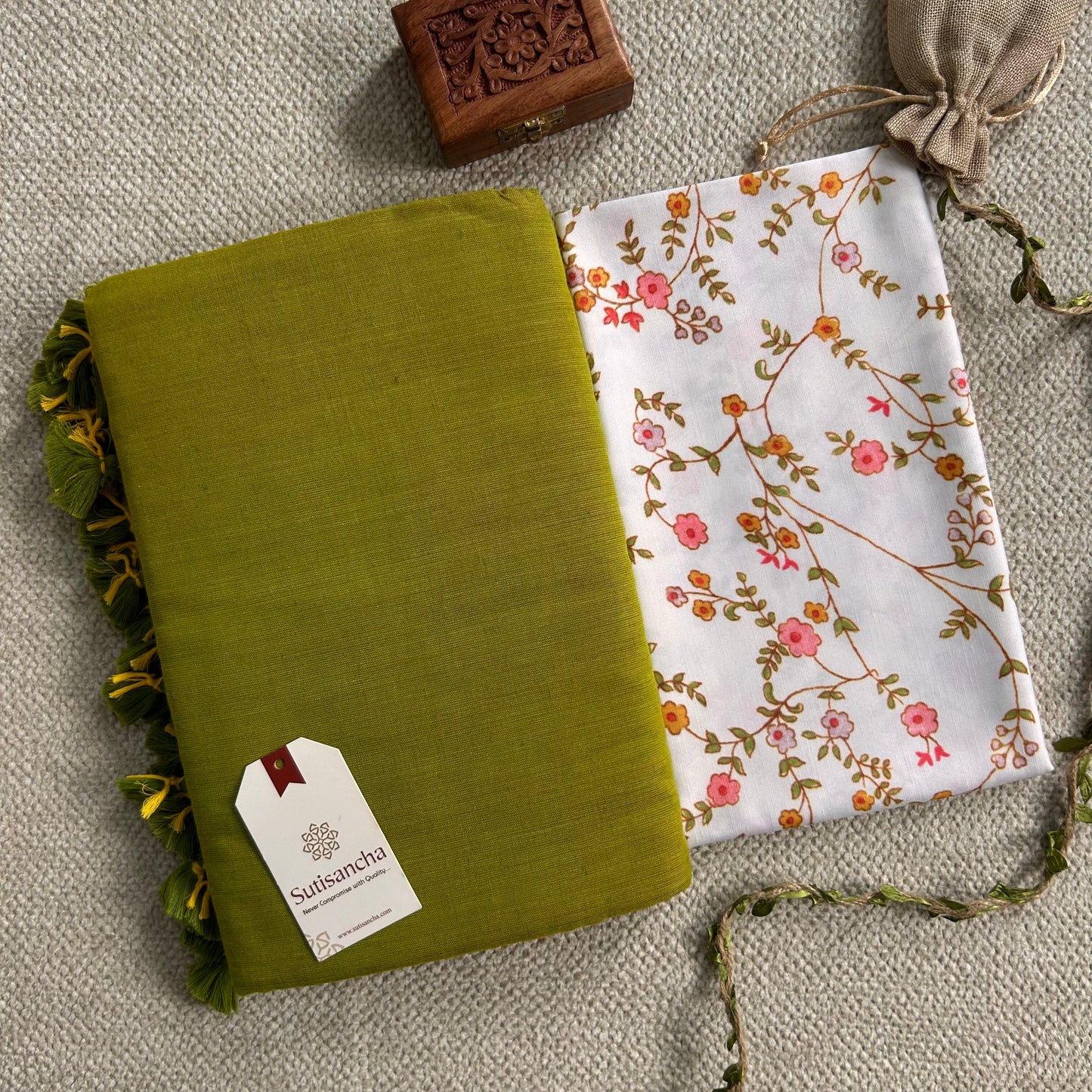 Dhiyona SS Sutisancha Lime colour Handloom Cotton Saree with Designer Blouse
