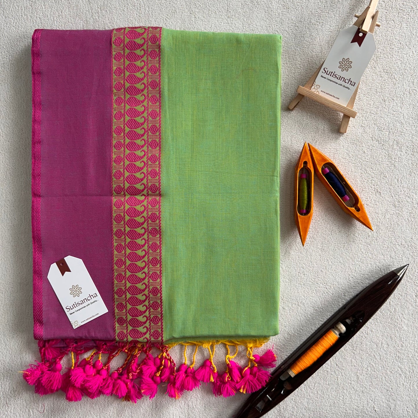 Dhiyona SS Sutisancha Classic Weave Bengal Cotton Saree