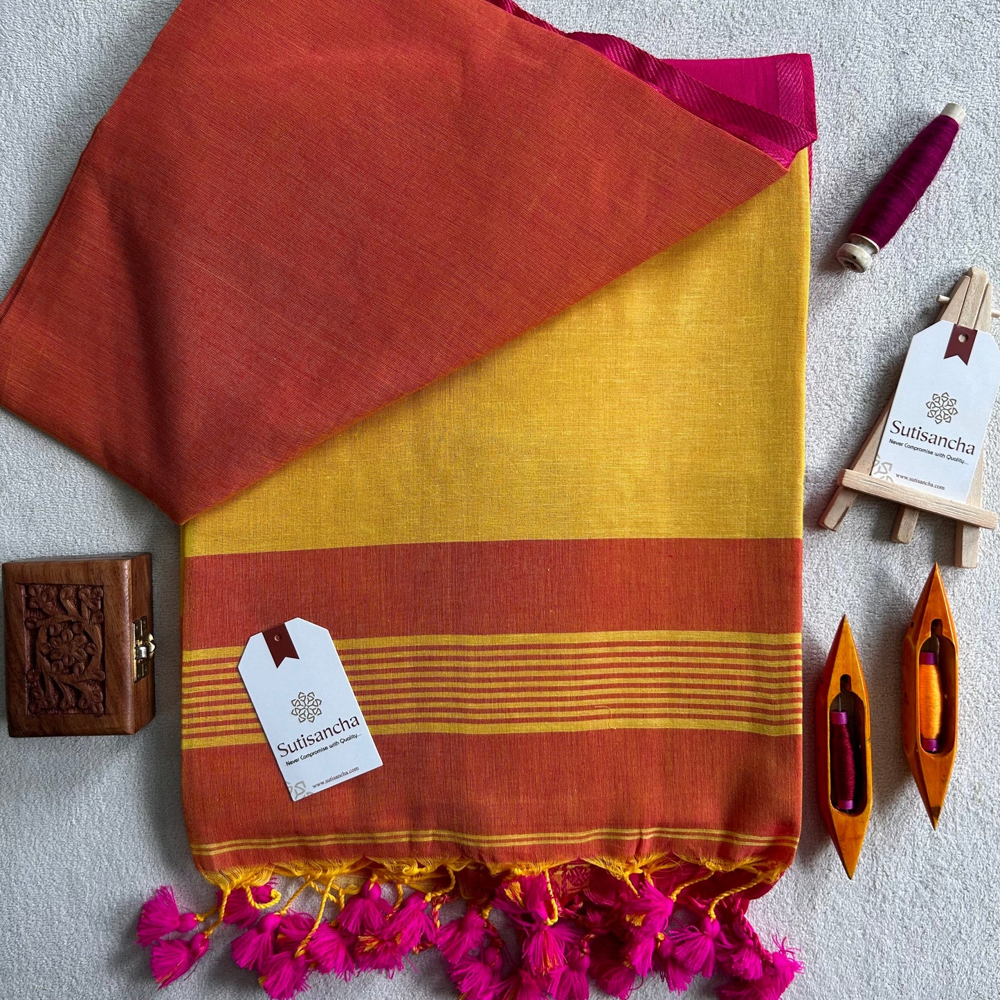 Dhiyona SS Sutisancha Classic Weave Bengal Cotton Saree