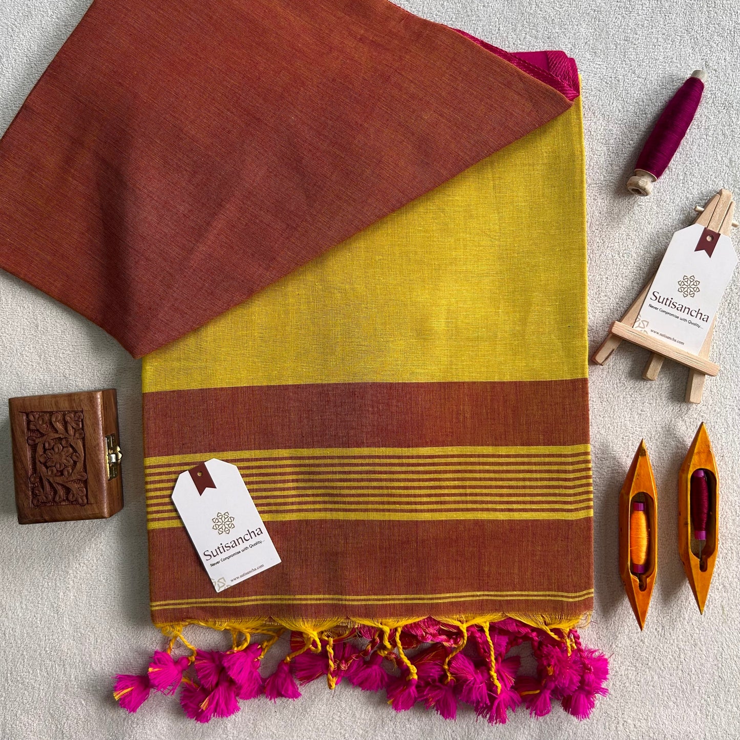 Dhiyona SS Sutisancha Classic Weave Bengal Cotton Saree