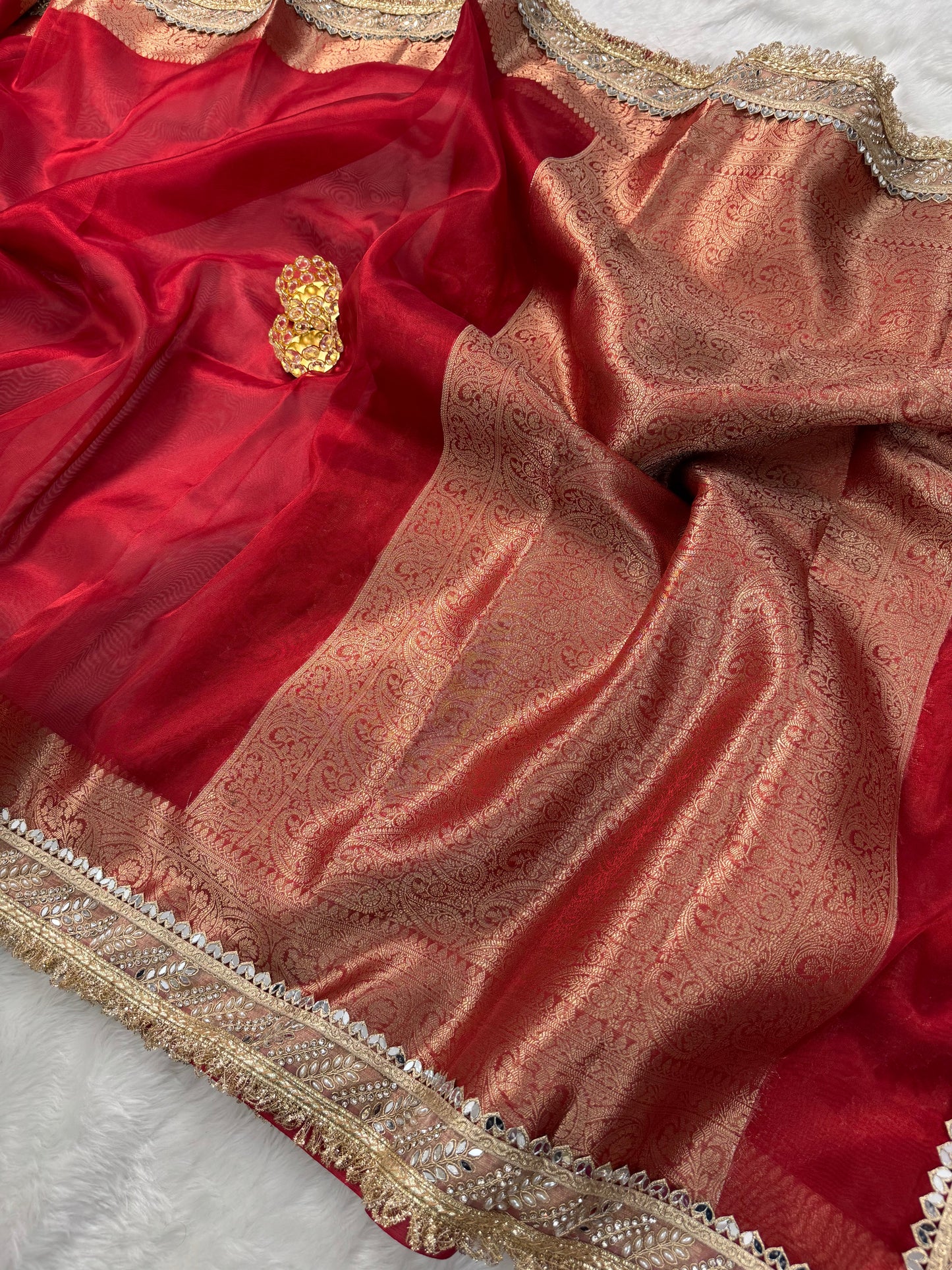 Dhiyona HH Banarasi Bold Red Riwaayat Tissue Silk Saree | Easy To Carry