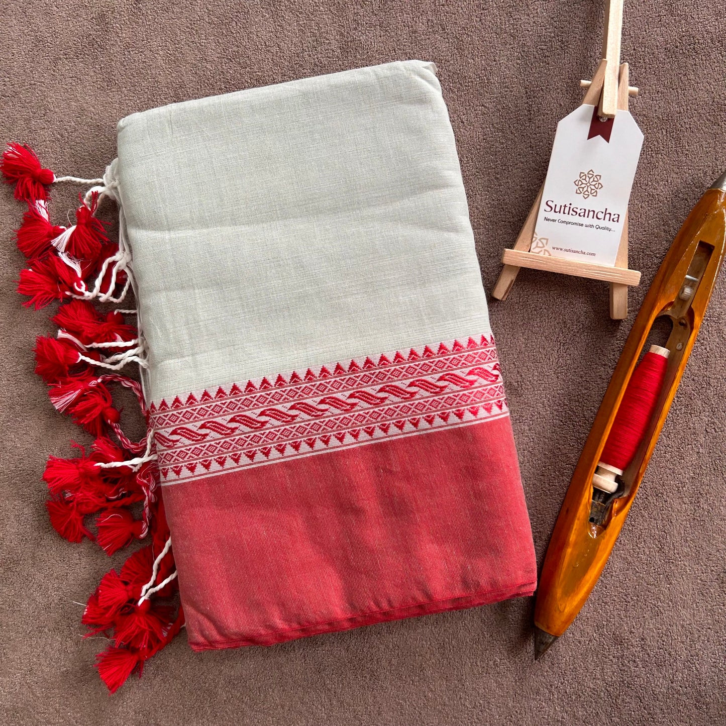 Dhiyona SS Sutisancha Bengal Cotton Saree in Traditional Weave