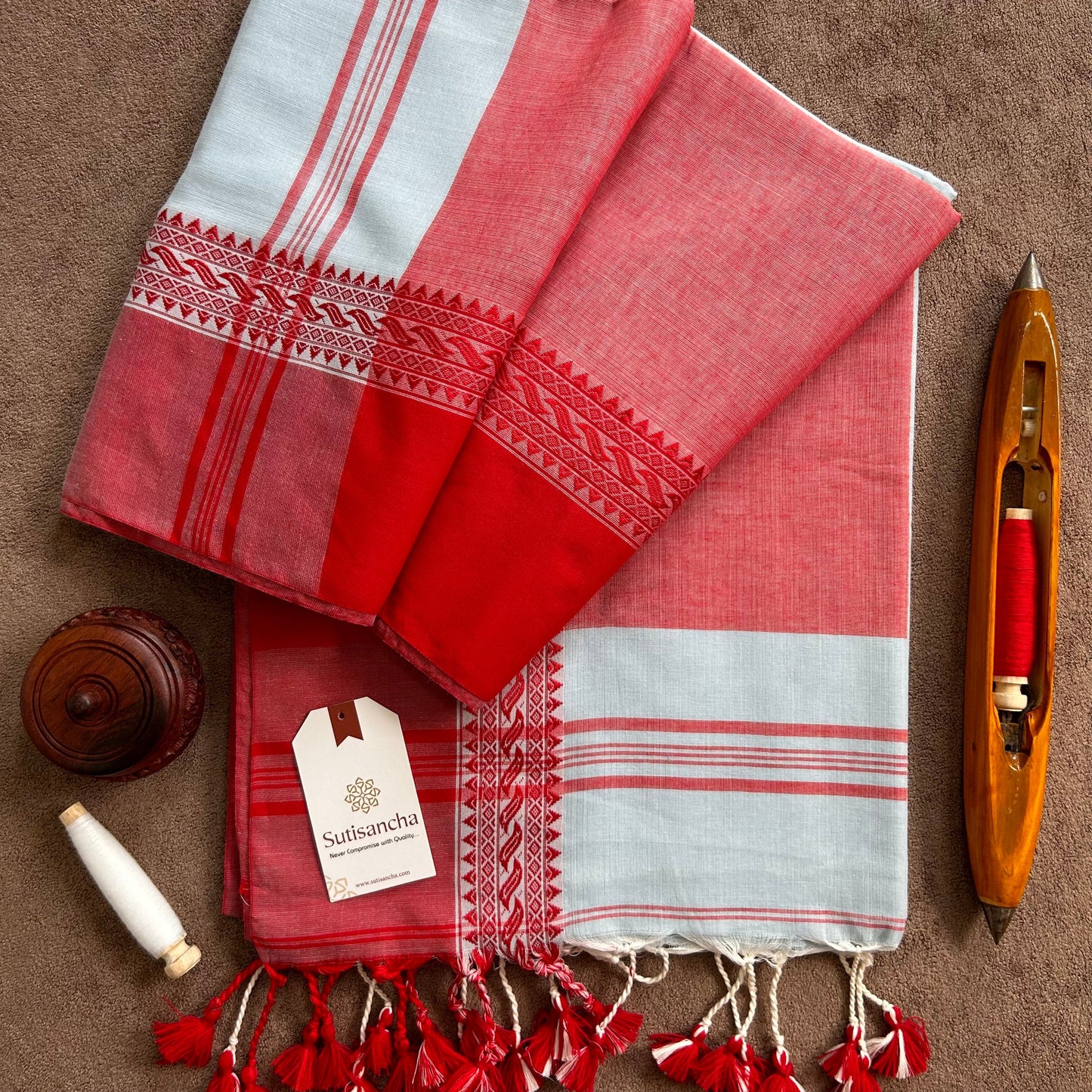 Dhiyona SS Sutisancha Bengal Cotton Saree in Traditional Weave