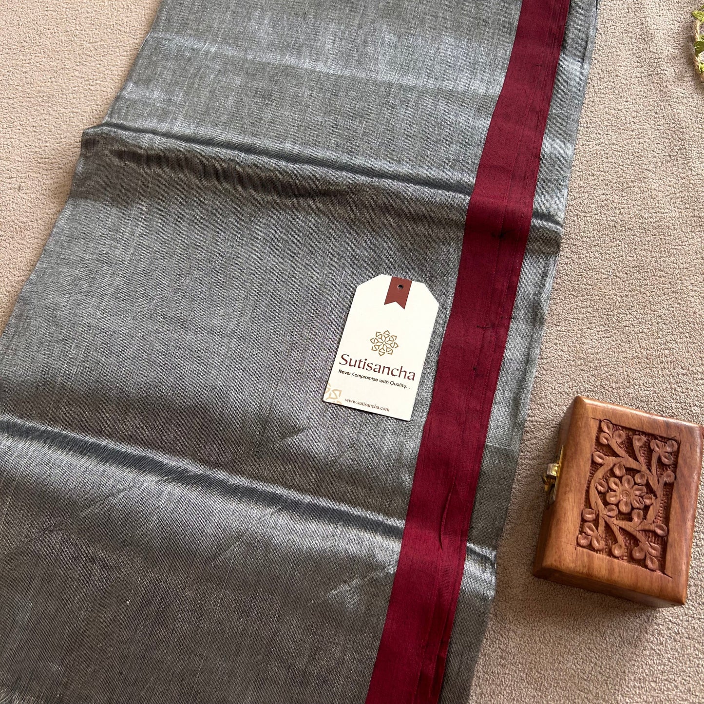 Dhiyona SS Sutisancha Grey Handloom Tissue Saree