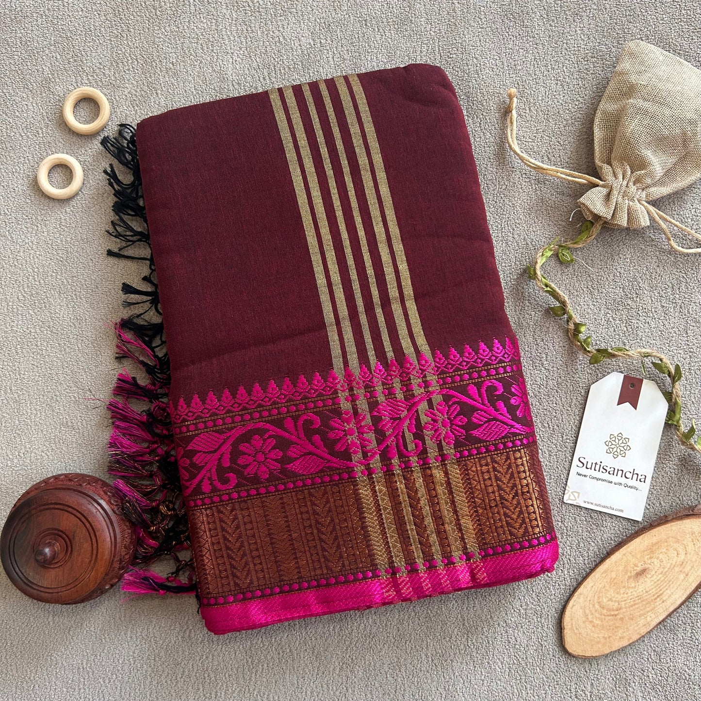 Dhiyona SS Sutisancha Heritage Bengal Cotton Saree with Timeless Weave