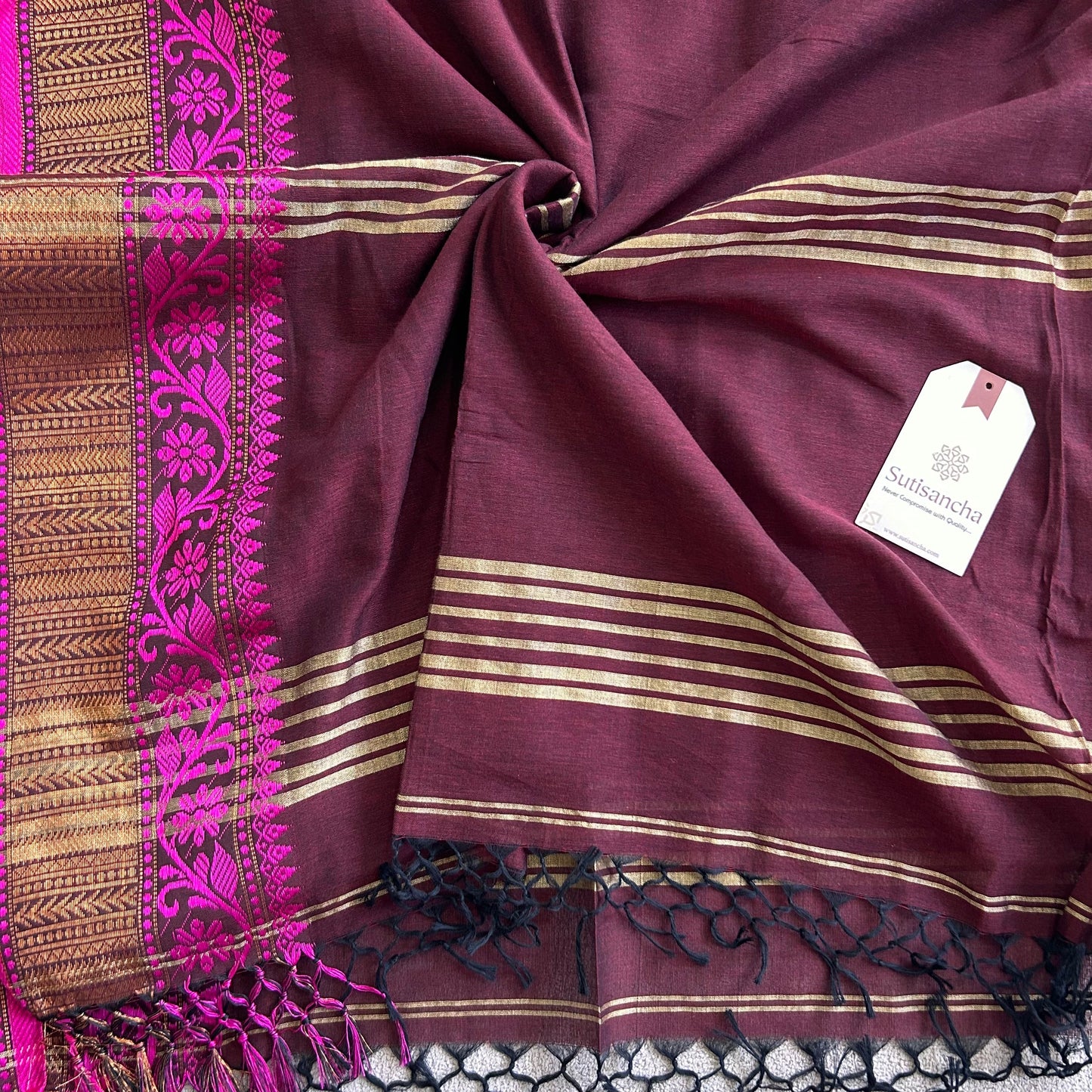 Dhiyona SS Sutisancha Heritage Bengal Cotton Saree with Timeless Weave
