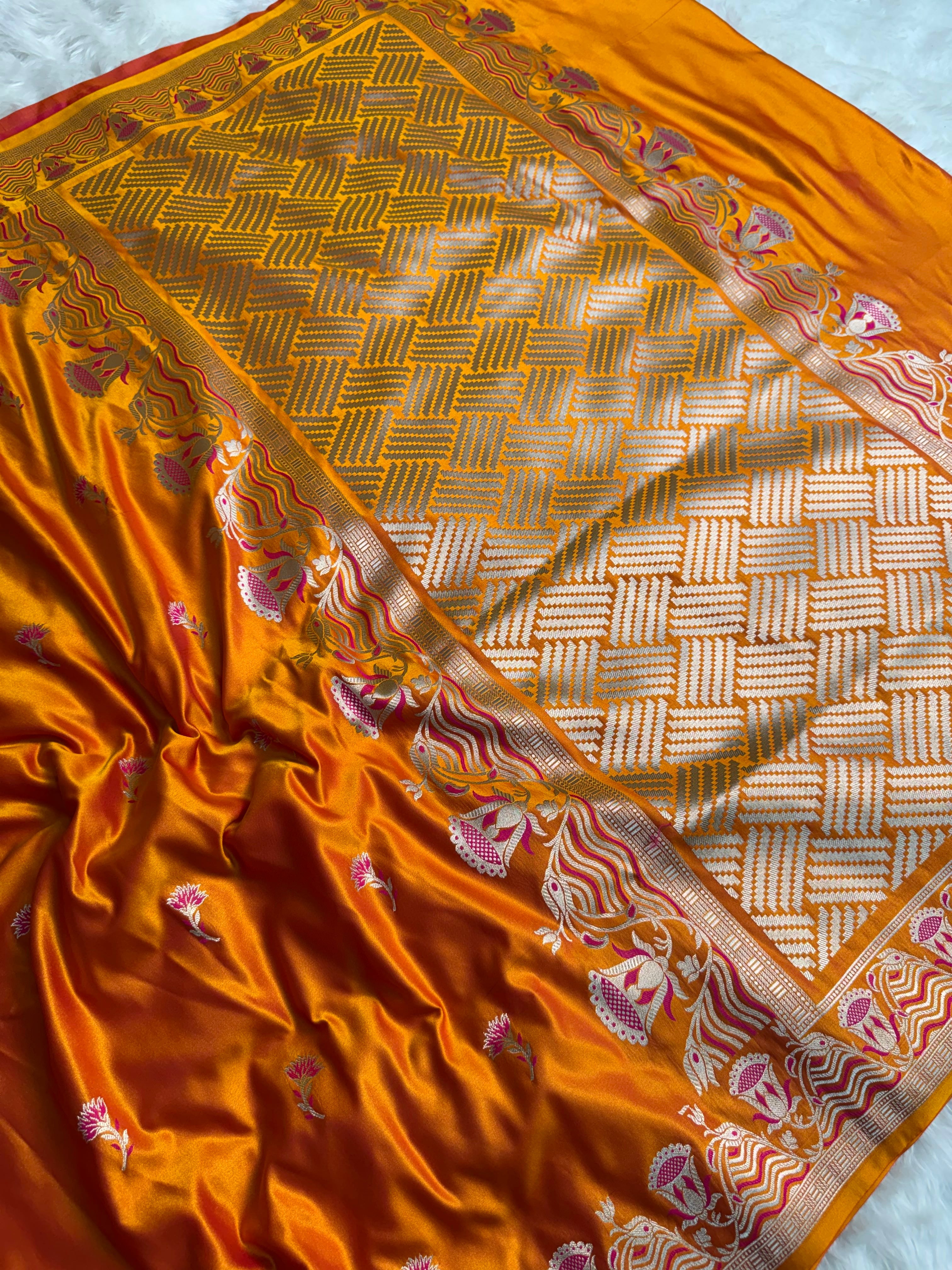 Dhiyona HH Mustard Gold Regal Mashru Banarasi Silk Saree