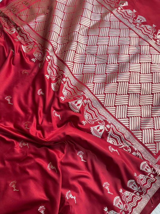 Dhiyona HH Deep Red Regal Mashru Banarasi Silk Saree