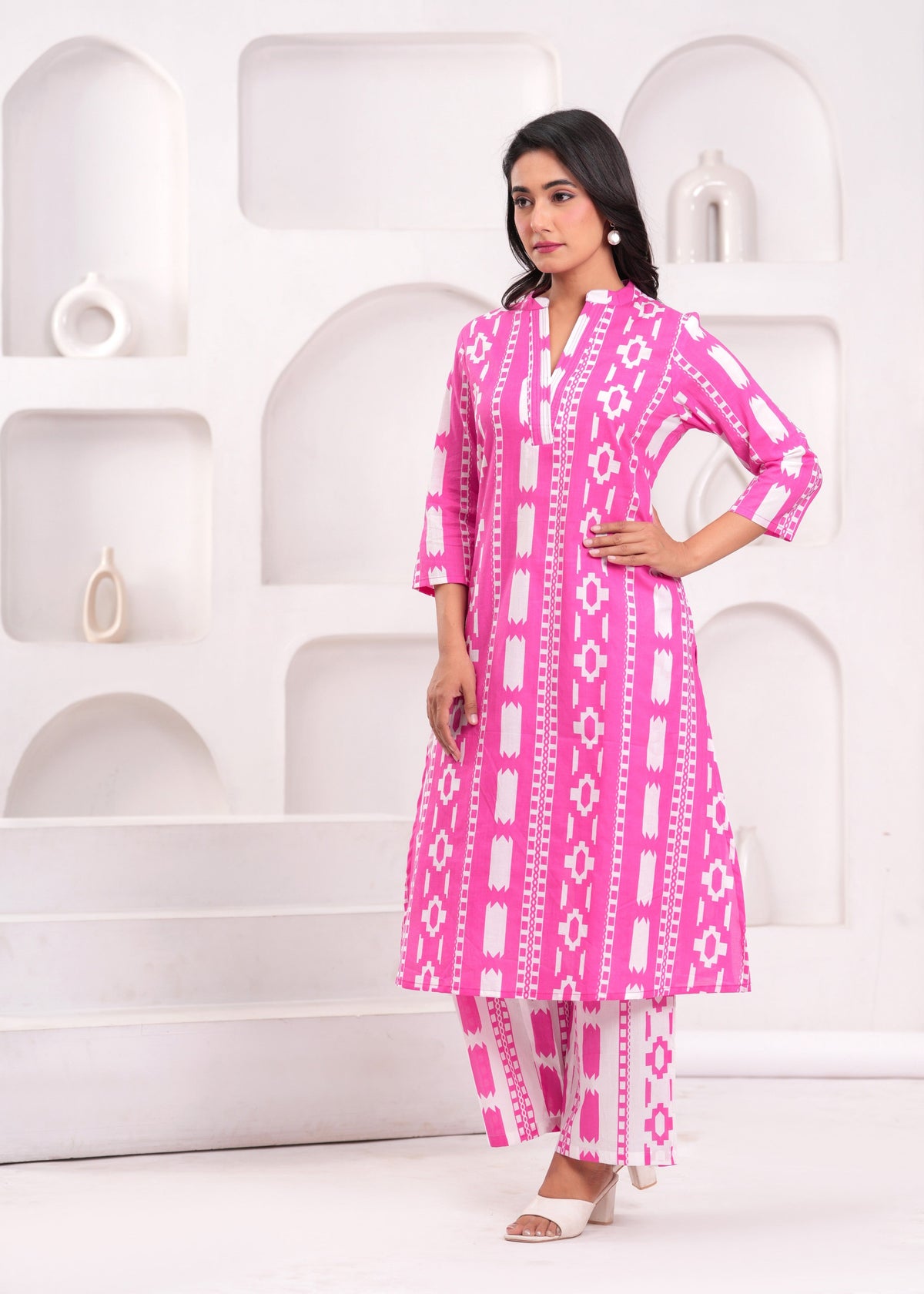 Maurya Softpink Printed Kurta Pant Set