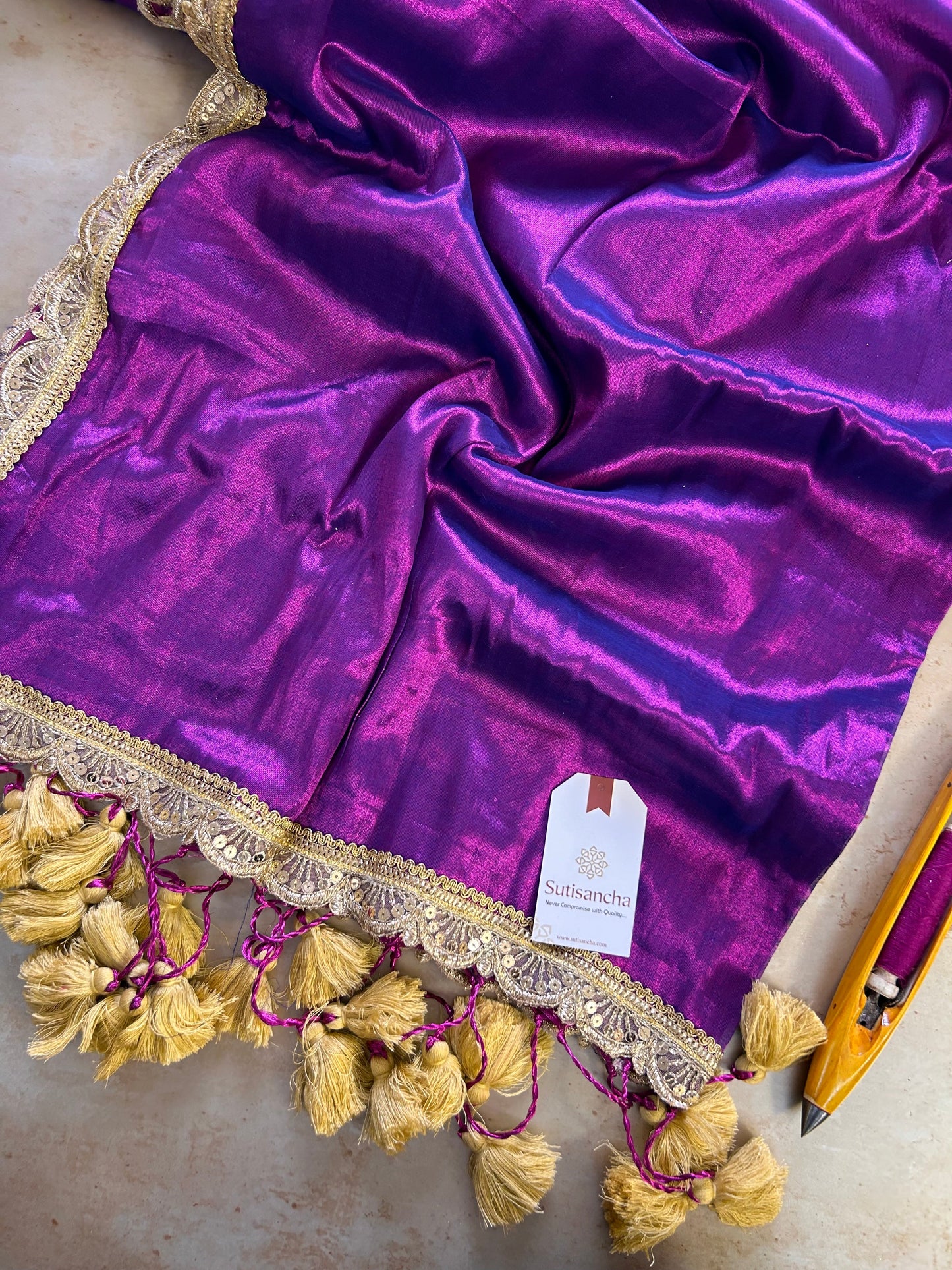 Dhiyona SS The Luxe Gleam Tissue Cotton Saree