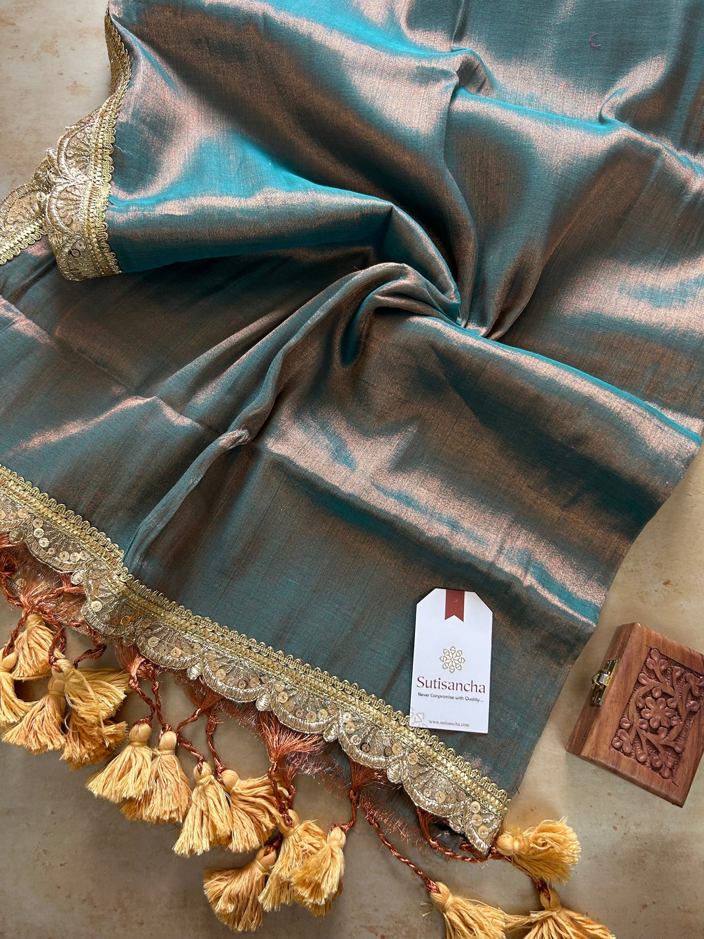 Dhiyona SS The Luxe Gleam Tissue Cotton Saree